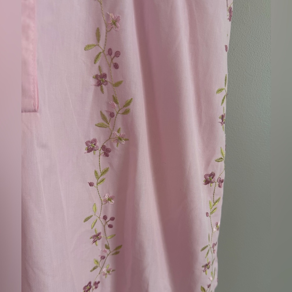 Dreamcrest Floral Embroidered Sleeveless Nightgown Pink S NWOT - Picture 2 of 7